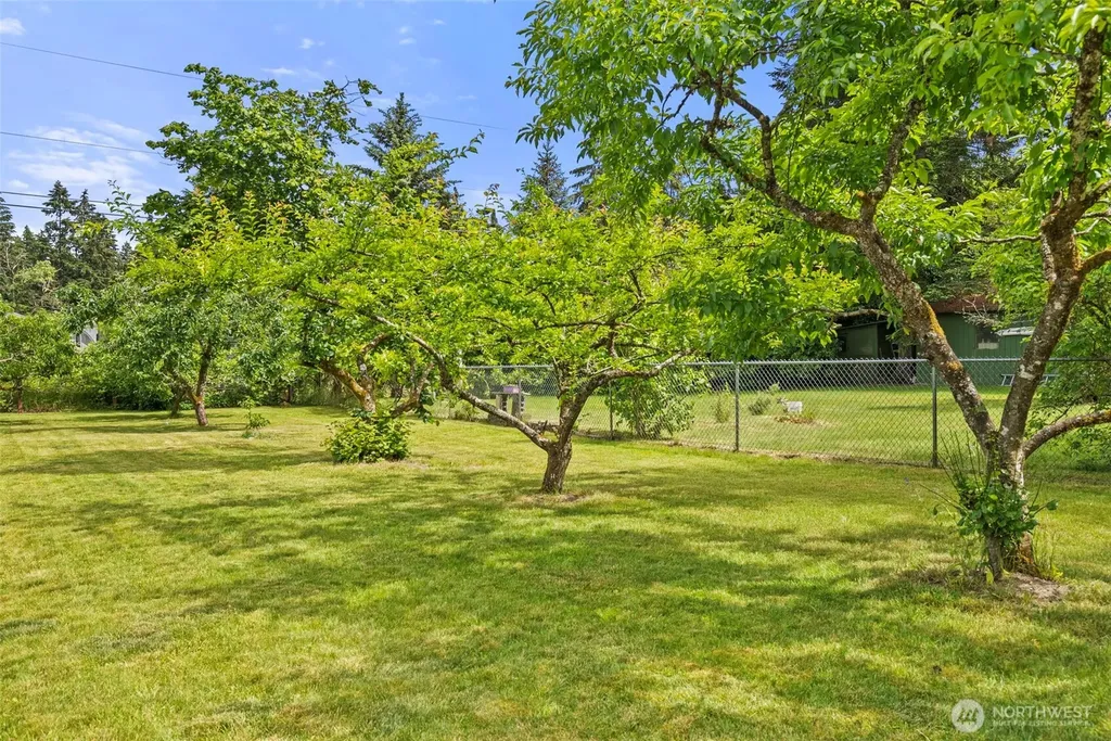 12423 Lake City Boulevard Lakewood WA 98498