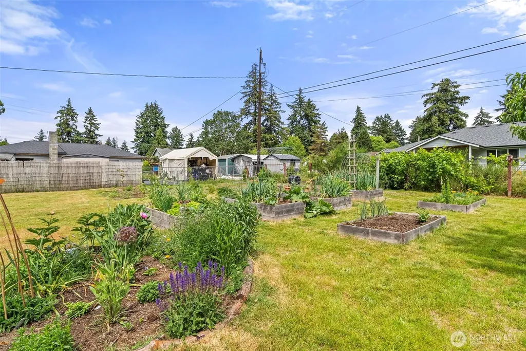 12423 Lake City Boulevard Lakewood WA 98498