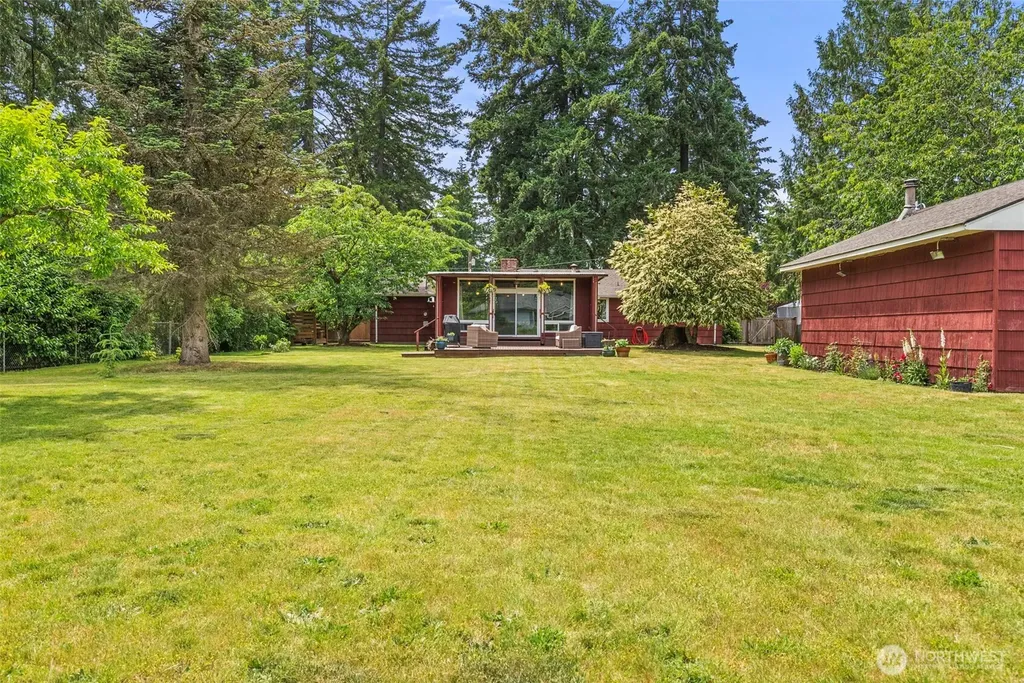 12423 Lake City Boulevard Lakewood WA 98498
