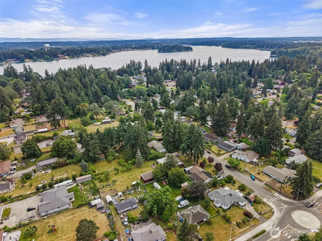 12423 Lake City Boulevard Lakewood WA 98498