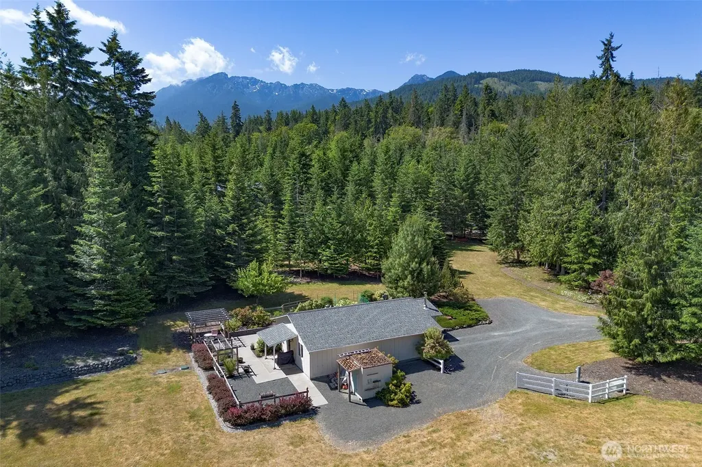 5541 S Doss Road Port Angeles WA 98362