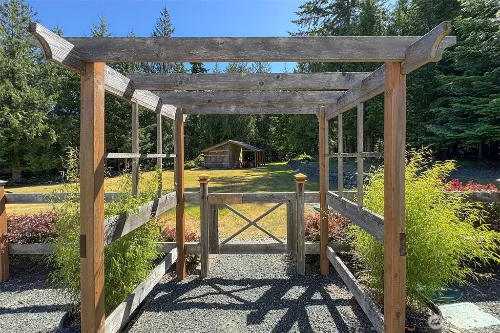 5541 S Doss Road Port Angeles WA 98362