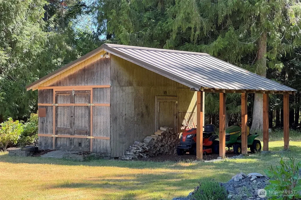 5541 S Doss Road Port Angeles WA 98362