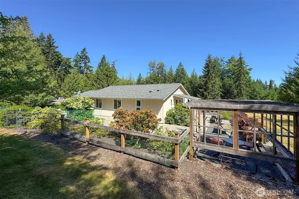 5541 S Doss Road Port Angeles WA 98362
