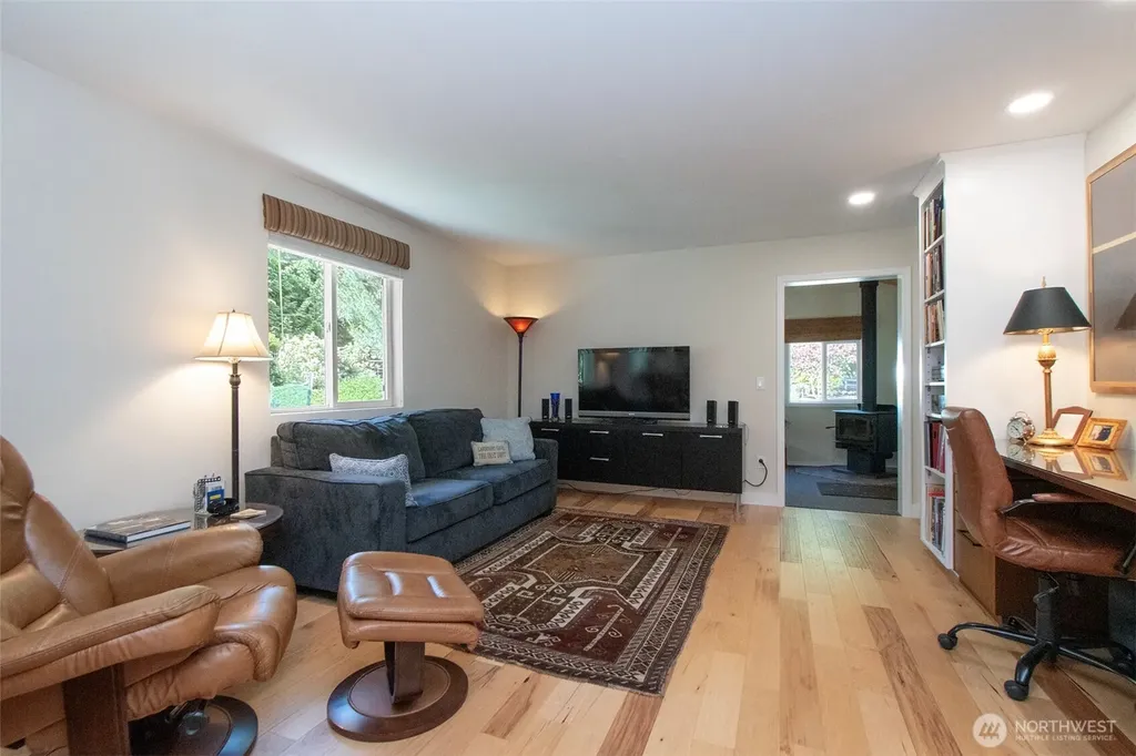 5541 S Doss Road Port Angeles WA 98362