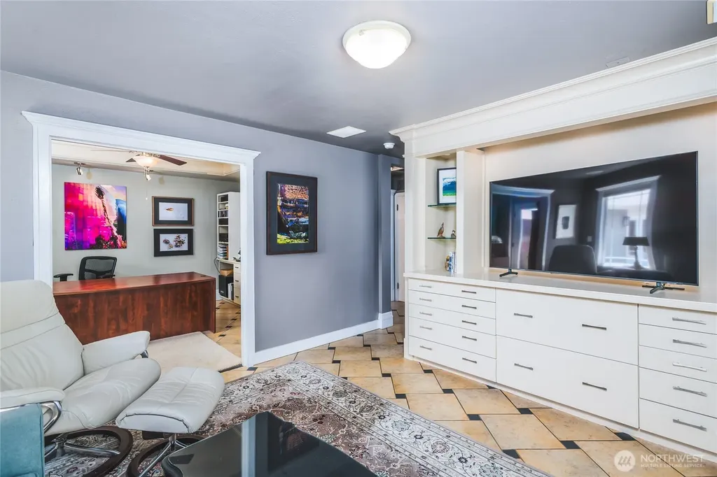809 33rd Street Anacortes WA 98221