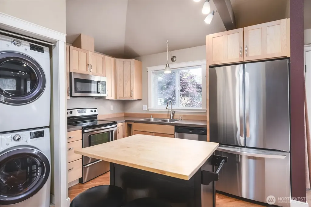809 33rd Street Anacortes WA 98221