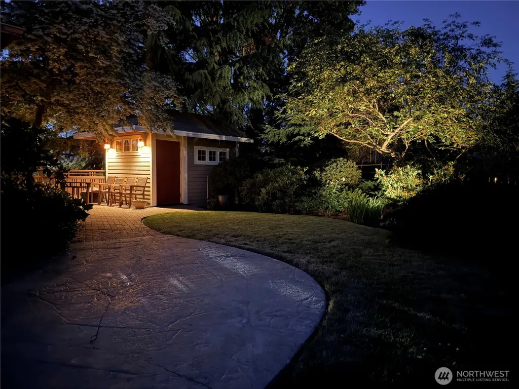 809 33rd Street Anacortes WA 98221