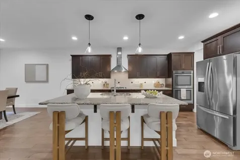 20704 2nd Avenue W Lynnwood WA 98036