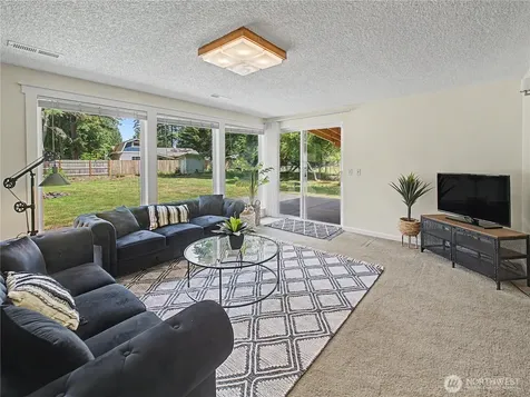 30602 224th Avenue SE Black Diamond WA 98010