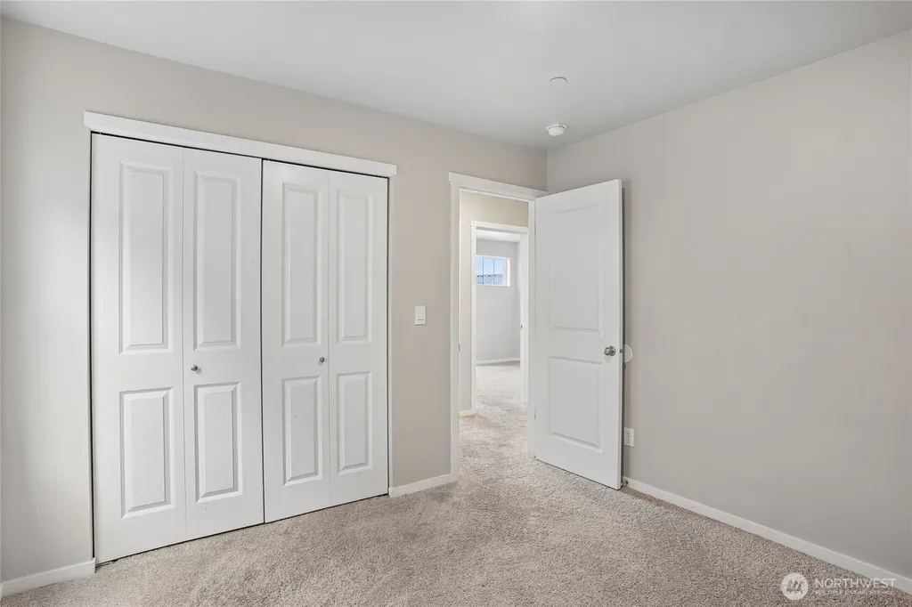 18772 Lipoma Place E Puyallup WA 98374