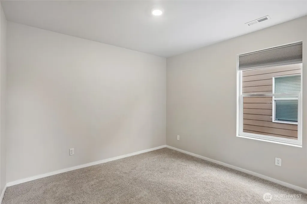 18772 Lipoma Place E Puyallup WA 98374