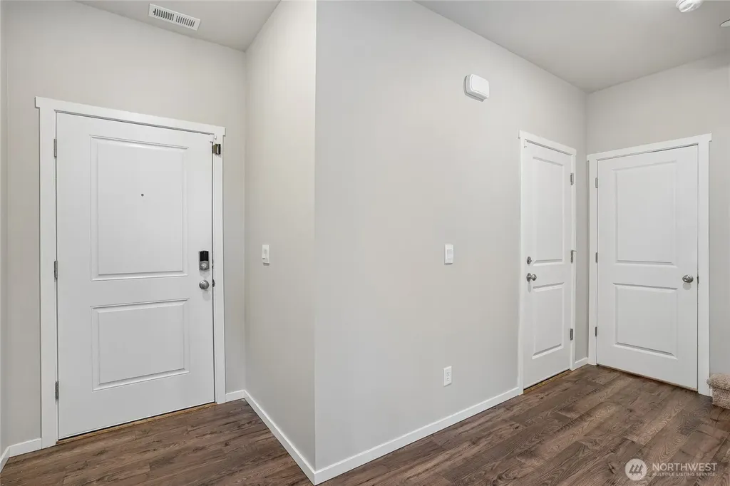 18772 Lipoma Place E Puyallup WA 98374