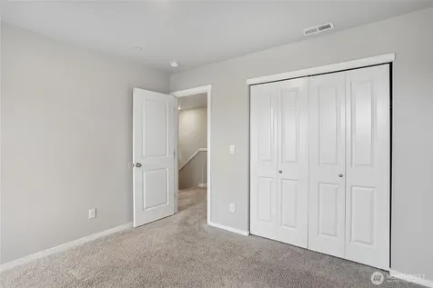 18772 Lipoma Place E Puyallup WA 98374