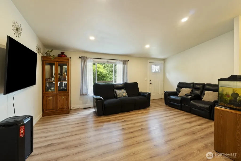 41131 May Creek Drive Gold Bar WA 98251