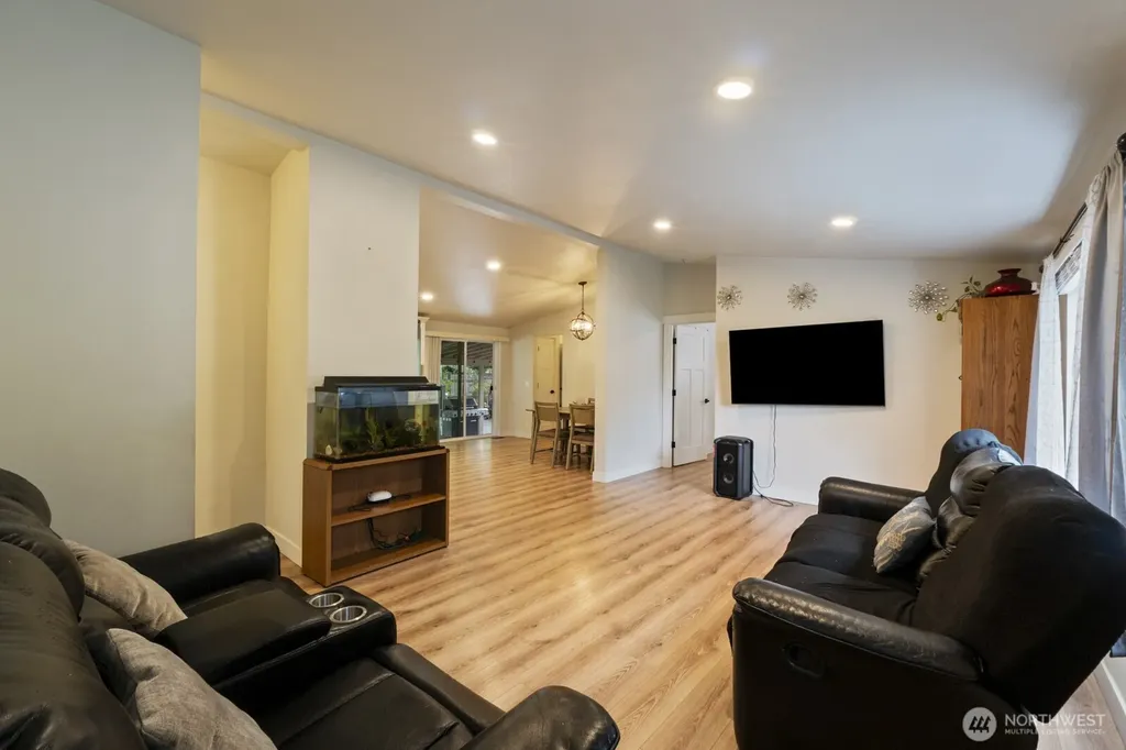 41131 May Creek Drive Gold Bar WA 98251