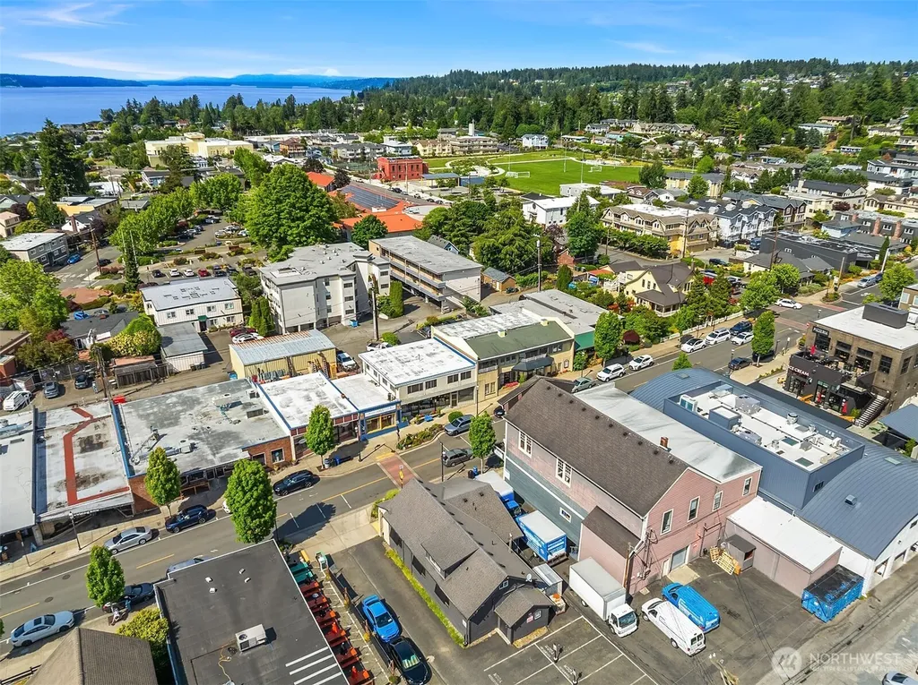 542 Main Street Edmonds WA 98020