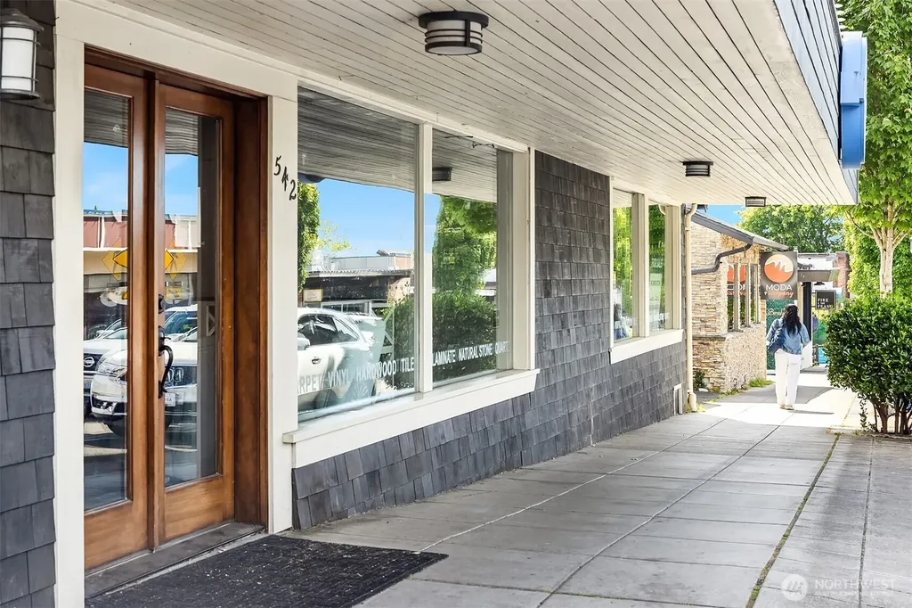 542 Main Street Edmonds WA 98020
