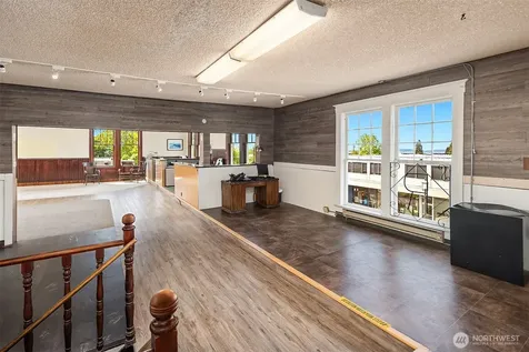 542 Main Street Edmonds WA 98020