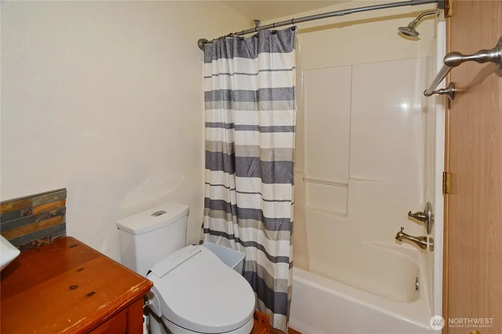 16404 84 Court SE Yelm WA 98597