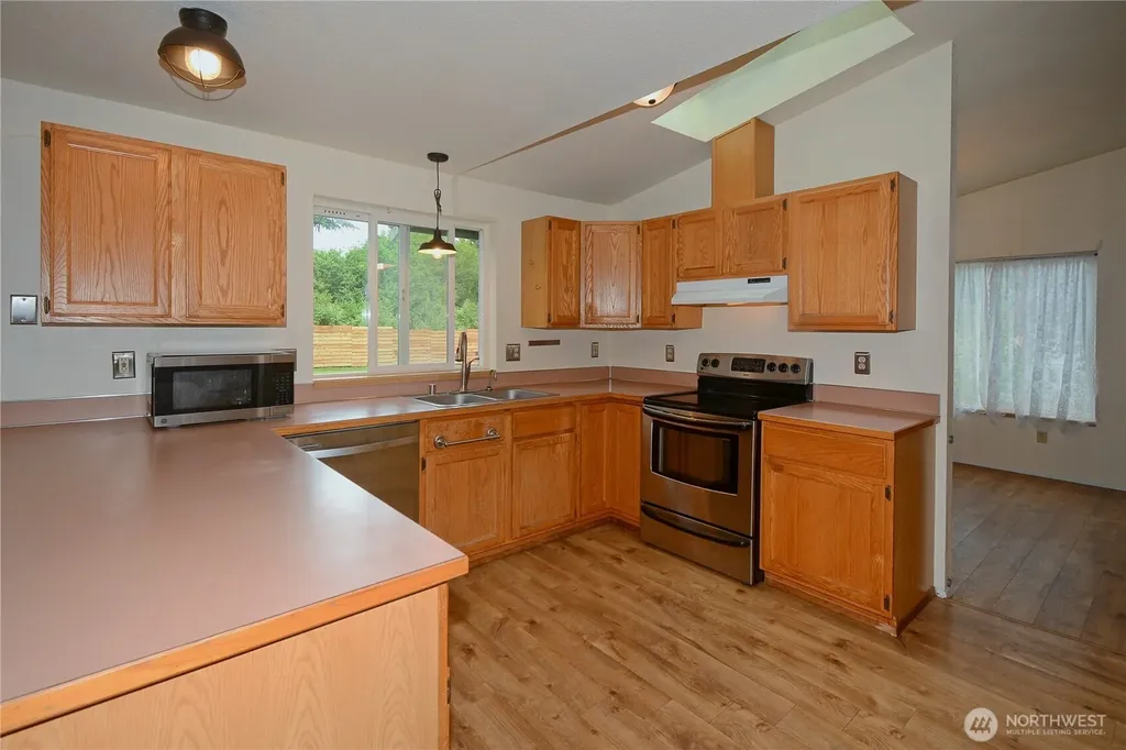 16404 84 Court SE Yelm WA 98597