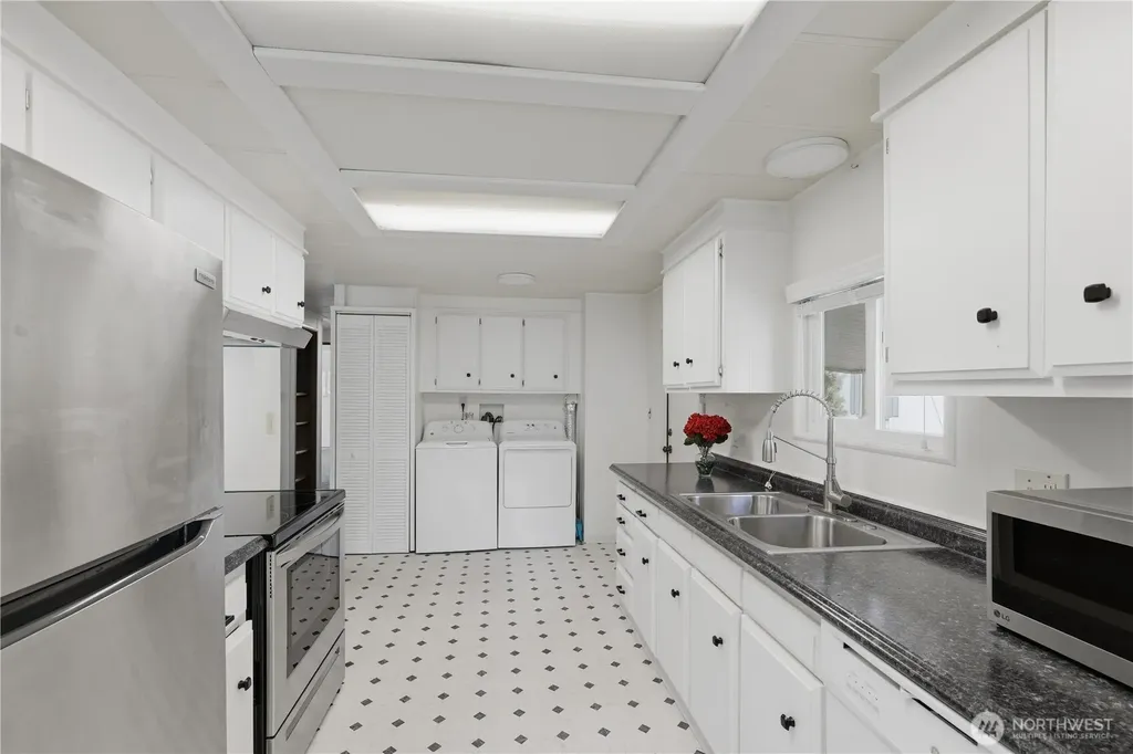 18425 NE 95th Street Redmond WA 98052