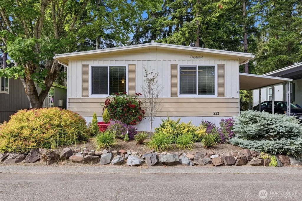 18425 NE 95th Street Redmond WA 98052