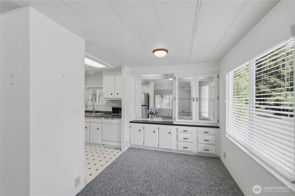 18425 NE 95th Street Redmond WA 98052