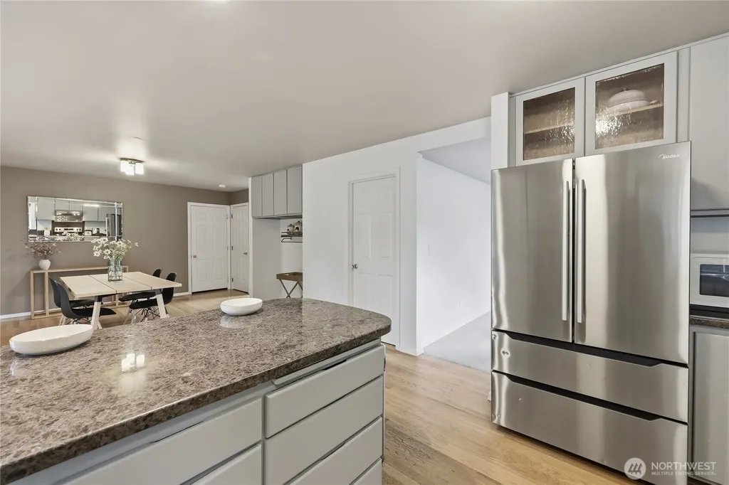 19555 23rd Avenue NE Poulsbo WA 98370