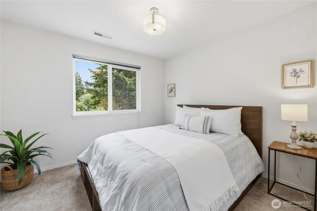 19555 23rd Avenue NE Poulsbo WA 98370