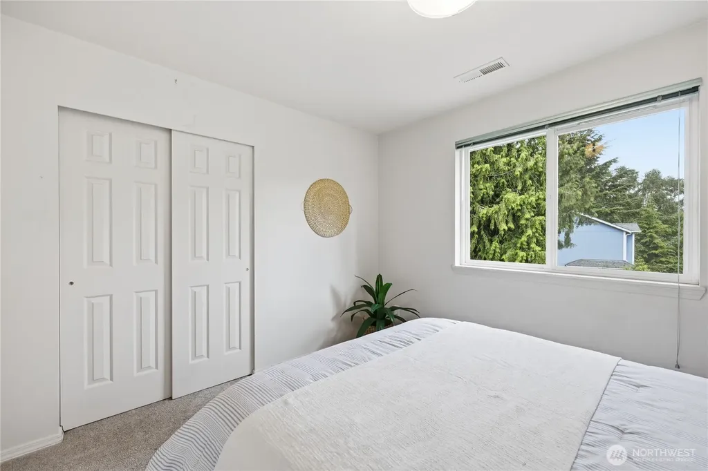 19555 23rd Avenue NE Poulsbo WA 98370