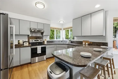 19555 23rd Avenue NE Poulsbo WA 98370