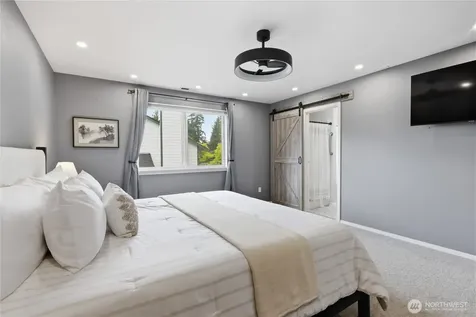19555 23rd Avenue NE Poulsbo WA 98370