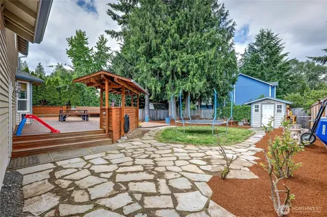 19555 23rd Avenue NE Poulsbo WA 98370