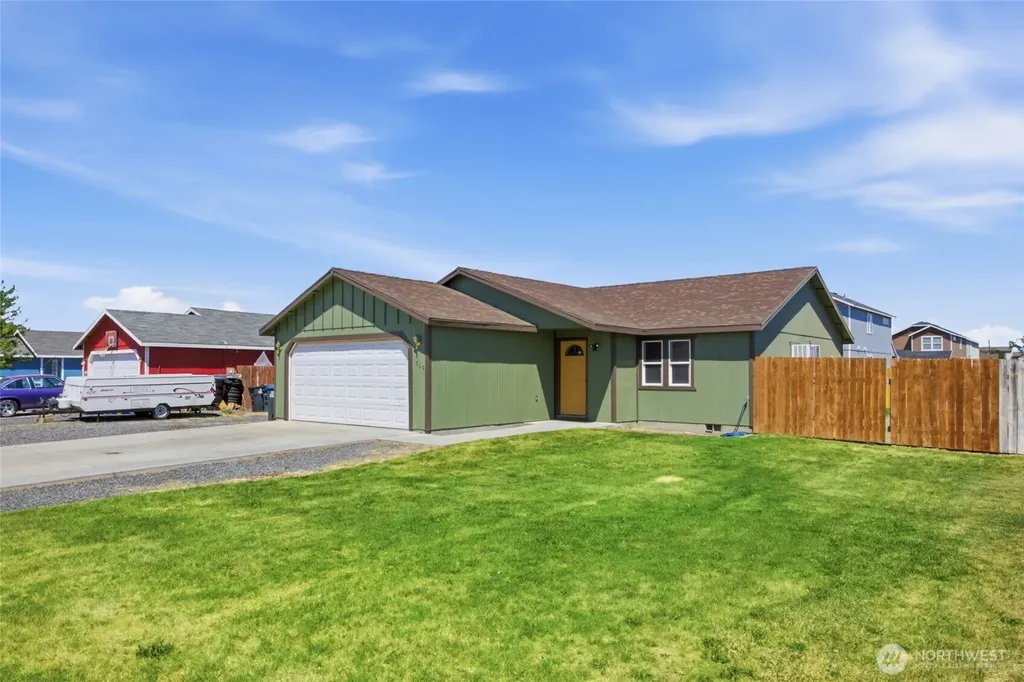 709 N Paxson Drive Moses Lake WA 98837
