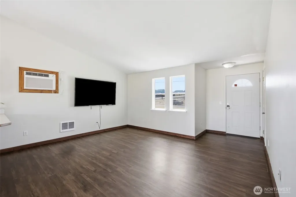 709 N Paxson Drive Moses Lake WA 98837