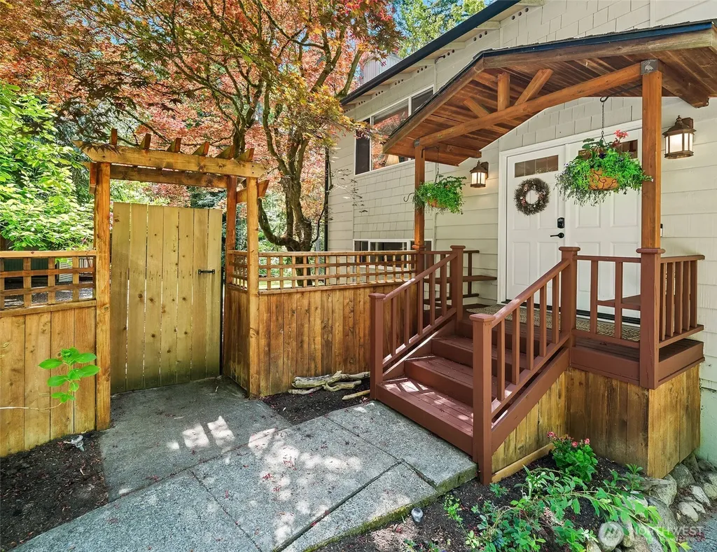 8760 SW 190th Street Vashon WA 98070