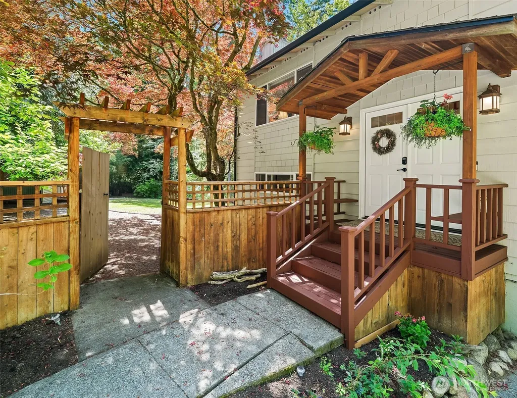 8760 SW 190th Street Vashon WA 98070