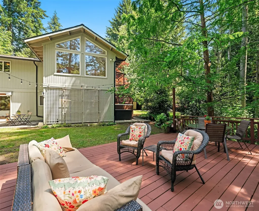 8760 SW 190th Street Vashon WA 98070