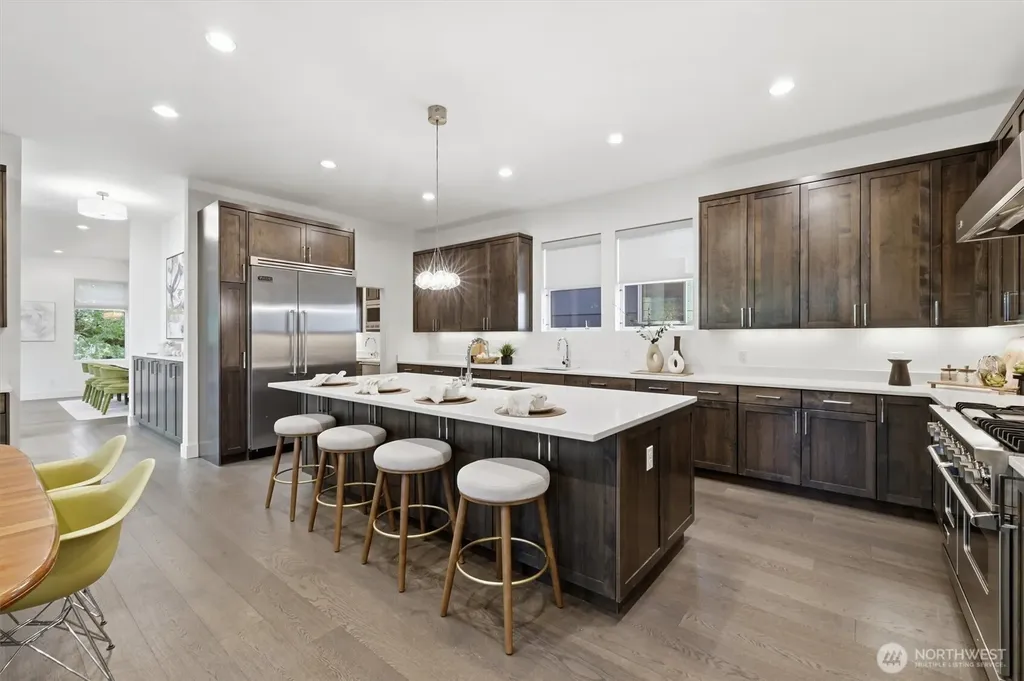 1533 38th Avenue E Seattle WA 98112