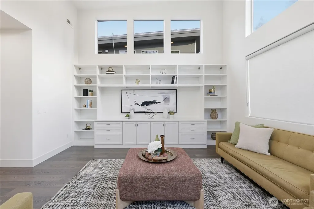 1533 38th Avenue E Seattle WA 98112