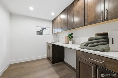 1533 38th Avenue E Seattle WA 98112