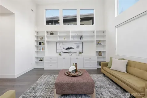 1533 38th Avenue E Seattle WA 98112