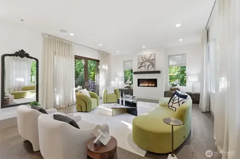 1533 38th Avenue E Seattle WA 98112