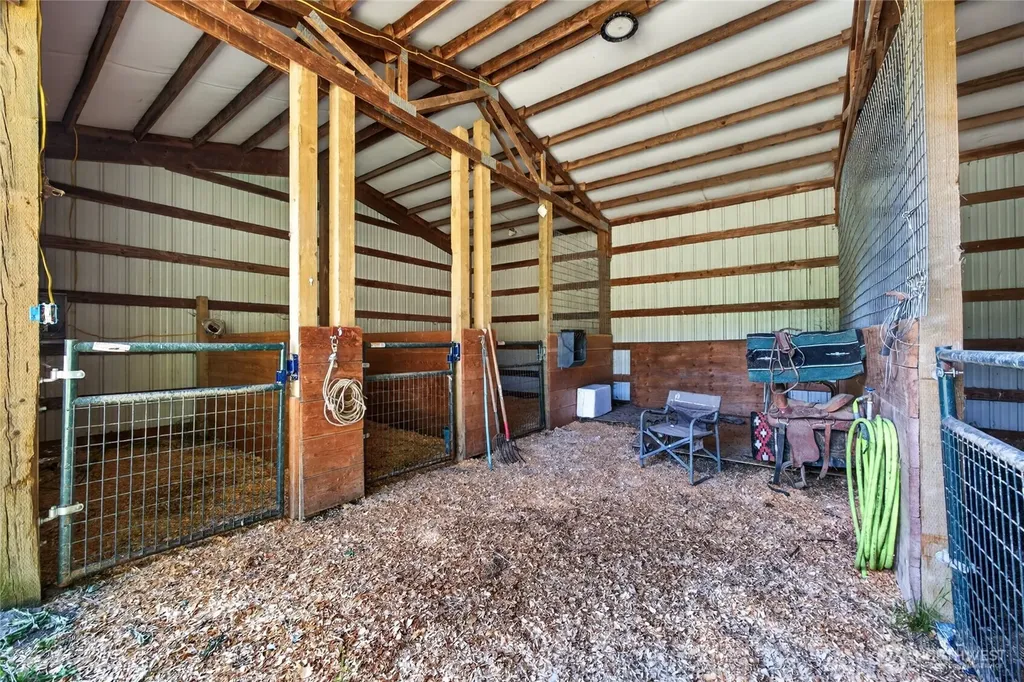 8442 Us Highway 12 Glenoma WA 98336