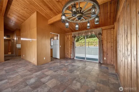 8442 Us Highway 12 Glenoma WA 98336