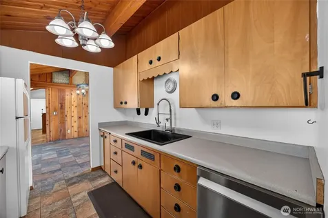 8442 Us Highway 12 Glenoma WA 98336