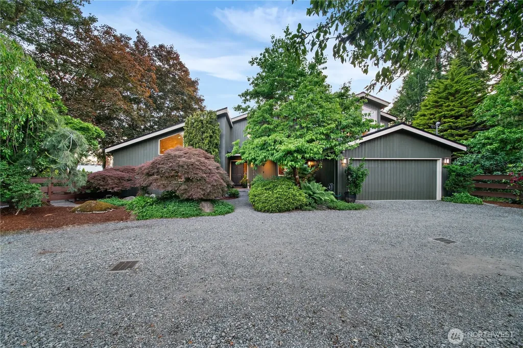 7104 166th Avenue E Sumner WA 98390