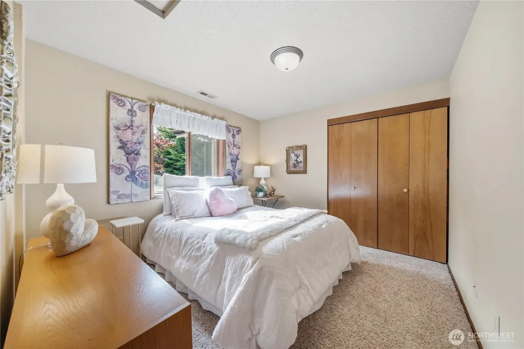 7104 166th Avenue E Sumner WA 98390
