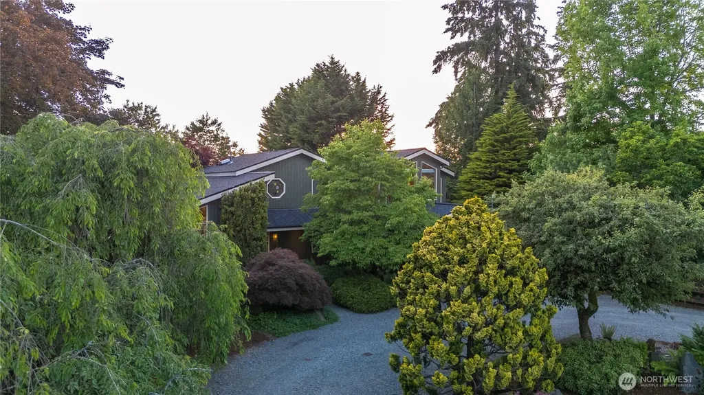 7104 166th Avenue E Sumner WA 98390